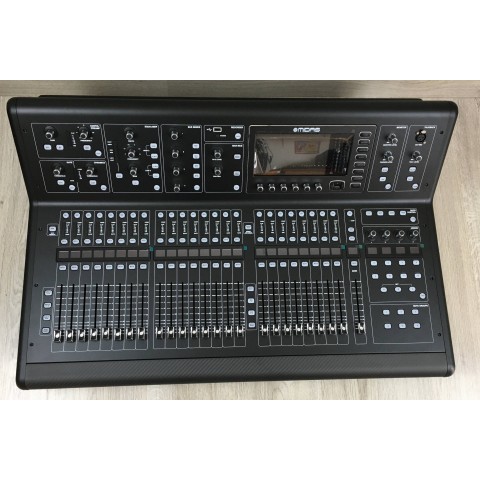 Midas M32 Live