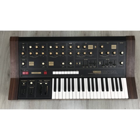 Yamaha CS-20M Synth Vintage
