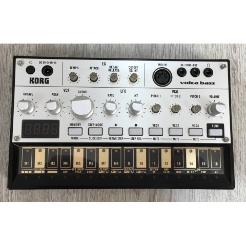 Korg Volca Bass
