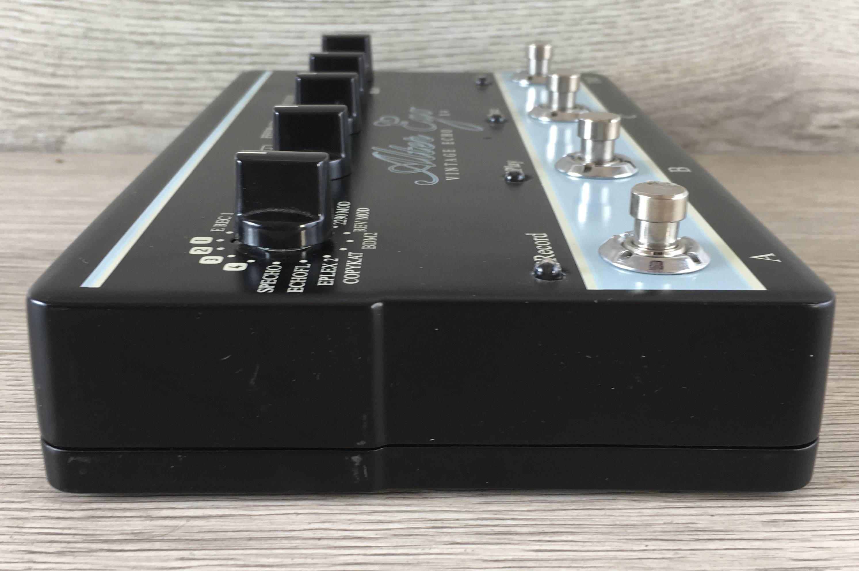 TC Electronic | Product | ALTER EGO X4 VINTAGE ECHO