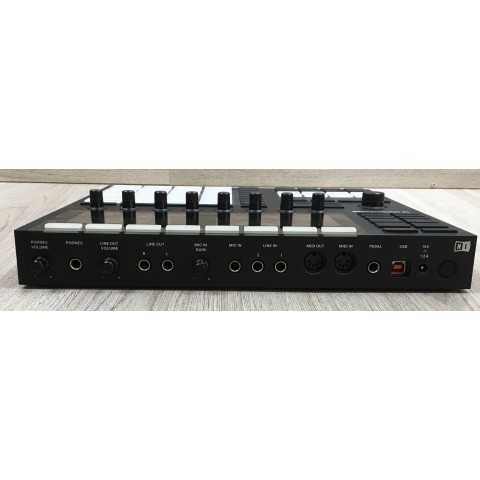 Native Instruments Maschine MK3 | Schede Audio Native