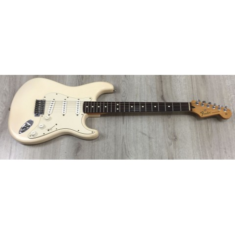 Fender Standard Stratocaster Seriale MZ9459980