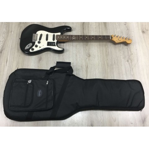 Fender Stratocaster Limited Edition 70 th Nebula Noir
