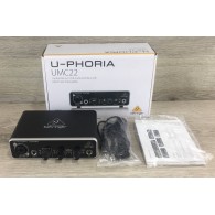 Behringer U-Phoria UMC 22