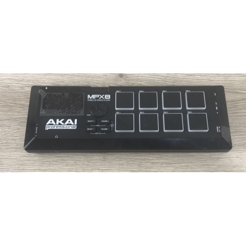 Akai mpx8
