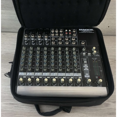Mackie 1202 VLZ Pro Usa con custodia