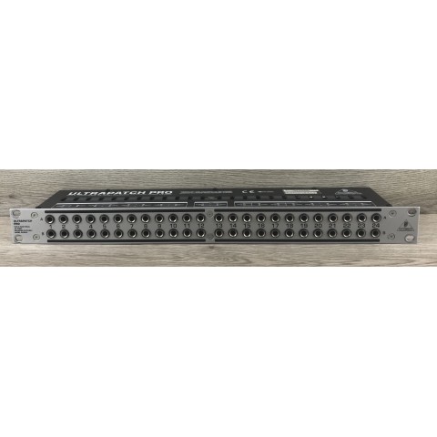 Behringer PX3000 Ultrapatch Pro