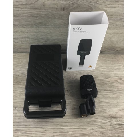 Behringer B906