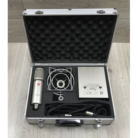 Se Electronics sE2200T microfono valvolare