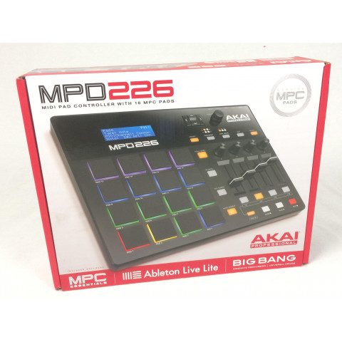 Akai MPD 226